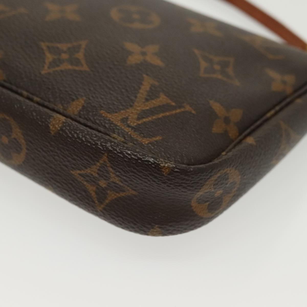 Monogram Pochette Accessoires Pouch