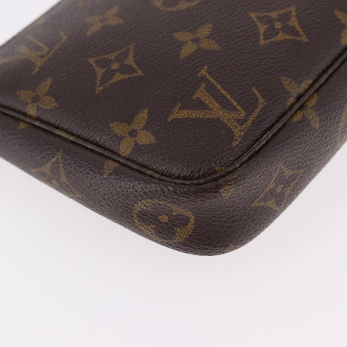 Monogram Pochette Accessoires Pouch