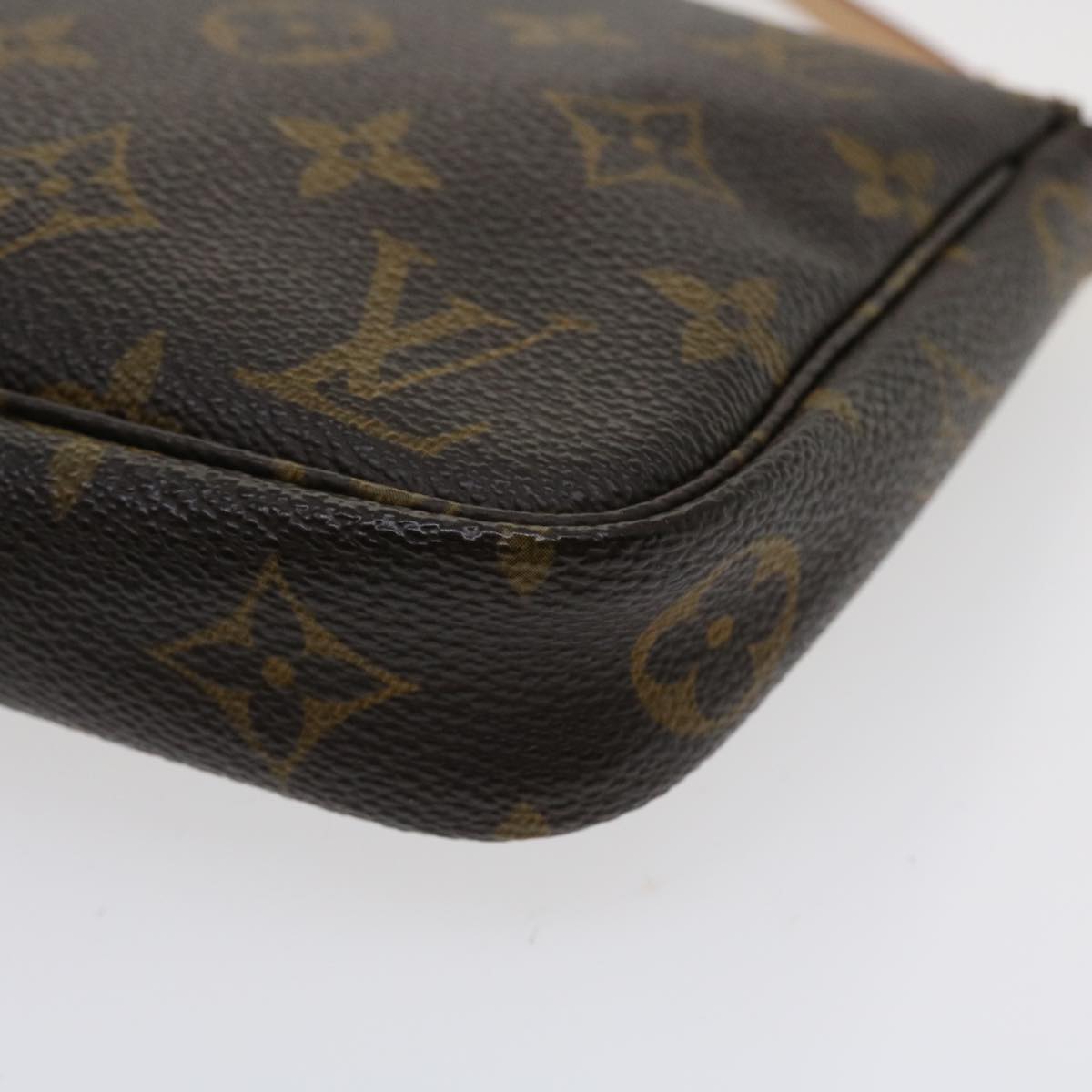 Handla Louis Vuitton Monogram Pochette Accessoires Pouch online | Smidigt och enkelt på nätet - Merchsweden |