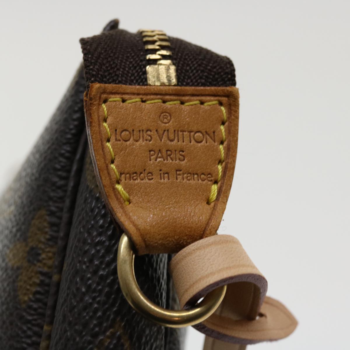 Handla Louis Vuitton Monogram Pochette Accessoires Pouch online | Smidigt och enkelt på nätet - Merchsweden |