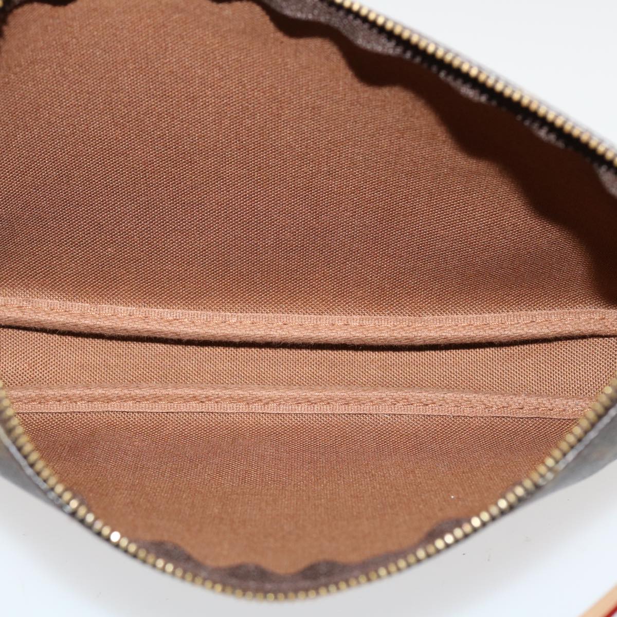 Handla Louis Vuitton Monogram Pochette Accessoires Pouch online | Smidigt och enkelt på nätet - Merchsweden |