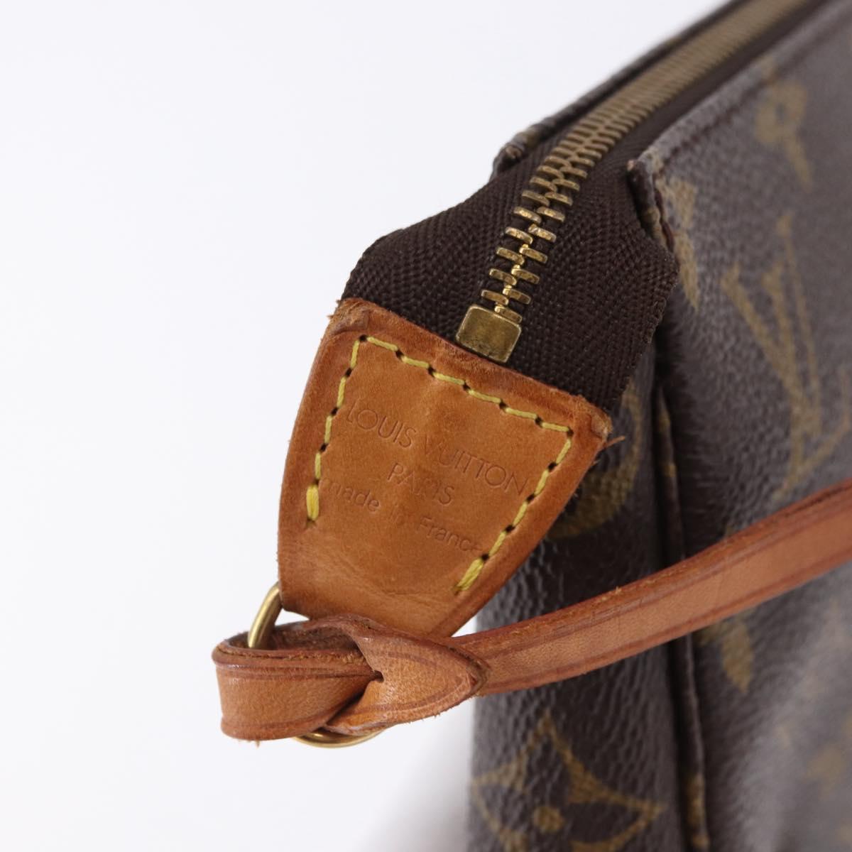 Monogram Pochette Accessoires Pouch