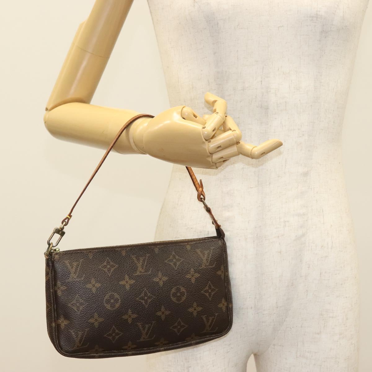 Monogram Pochette Accessoires Pouch