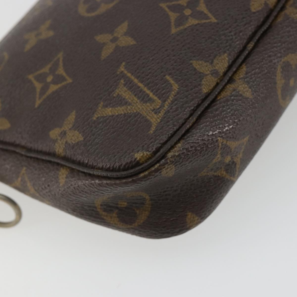 Monogram Pochette Accessoires Pouch