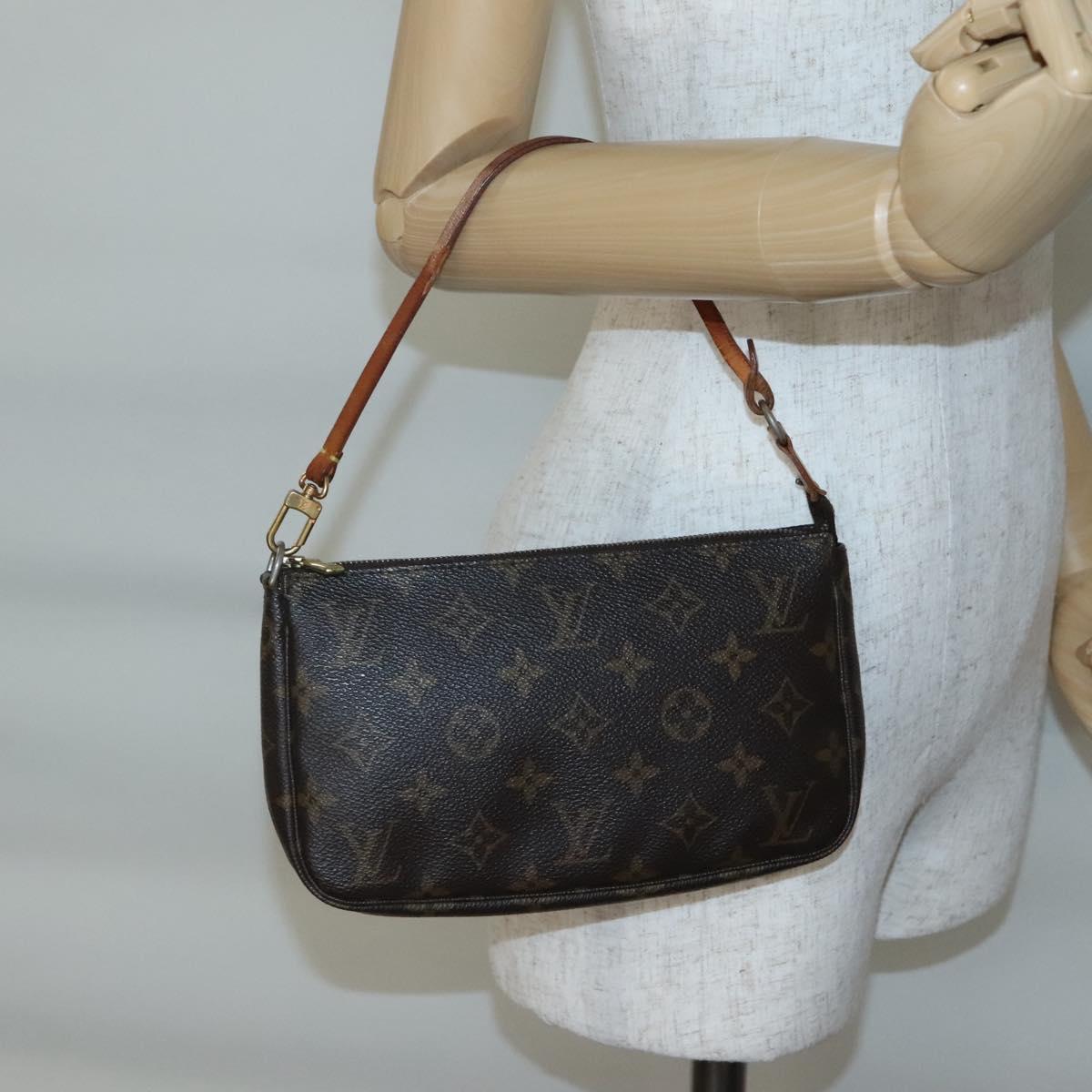 Monogram Pochette Accessoires Pouch