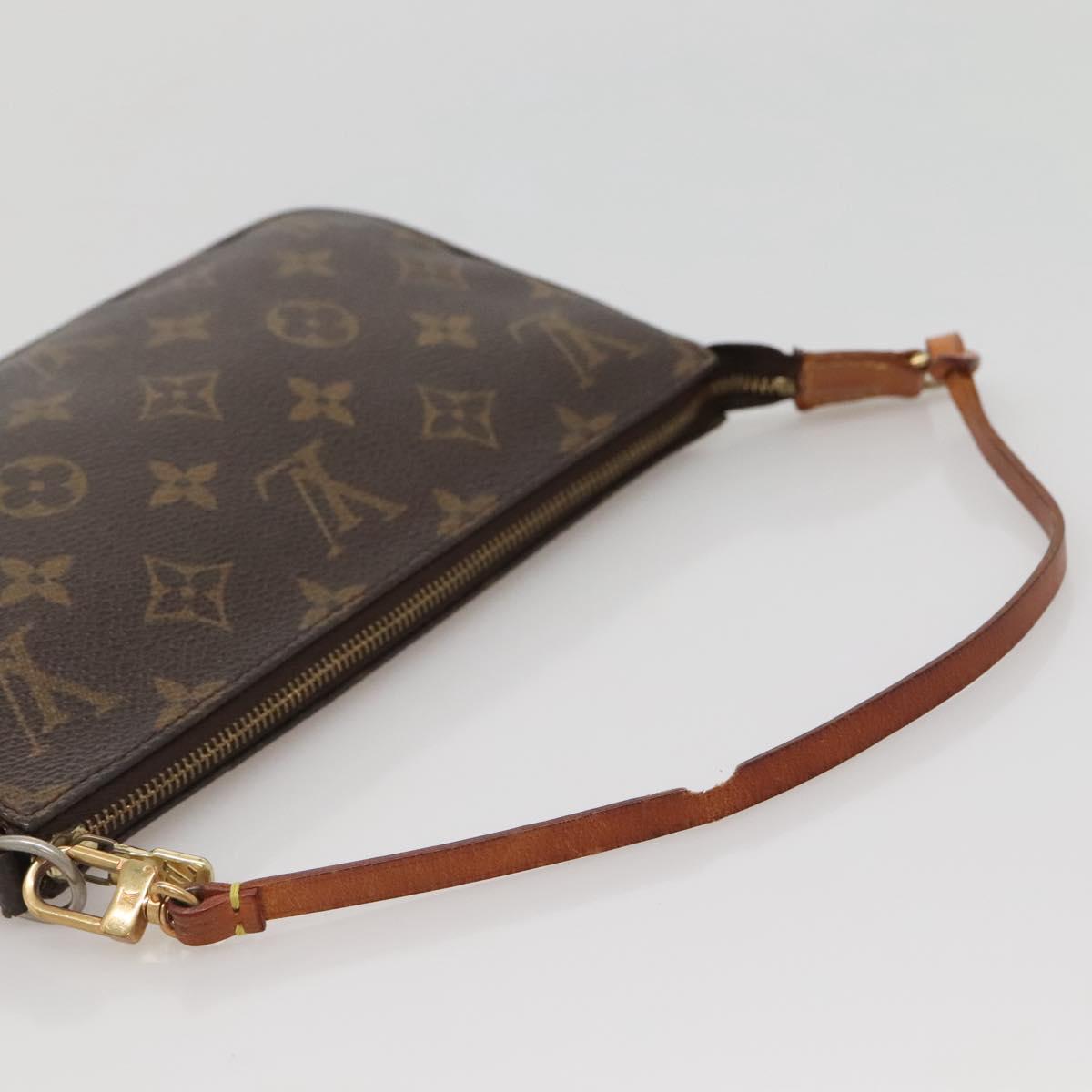 Monogram Pochette Accessoires Pouch