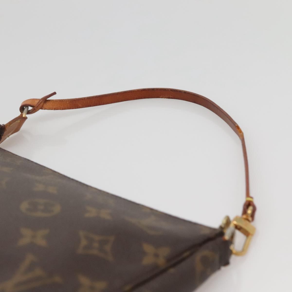 Monogram Pochette Accessoires Pouch