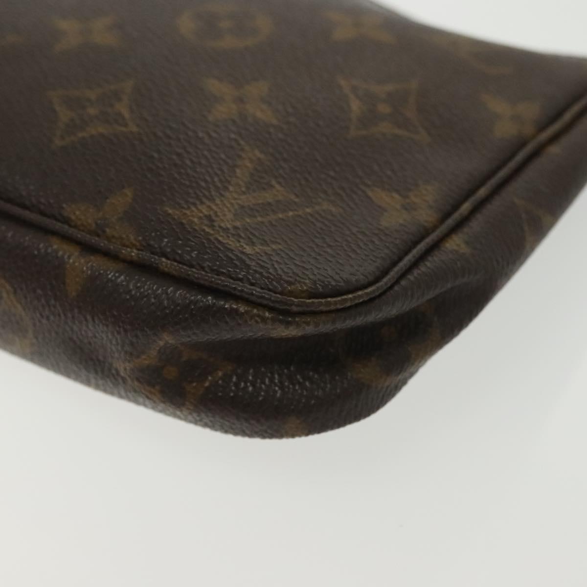 Monogram Pochette Accessoires Pouch