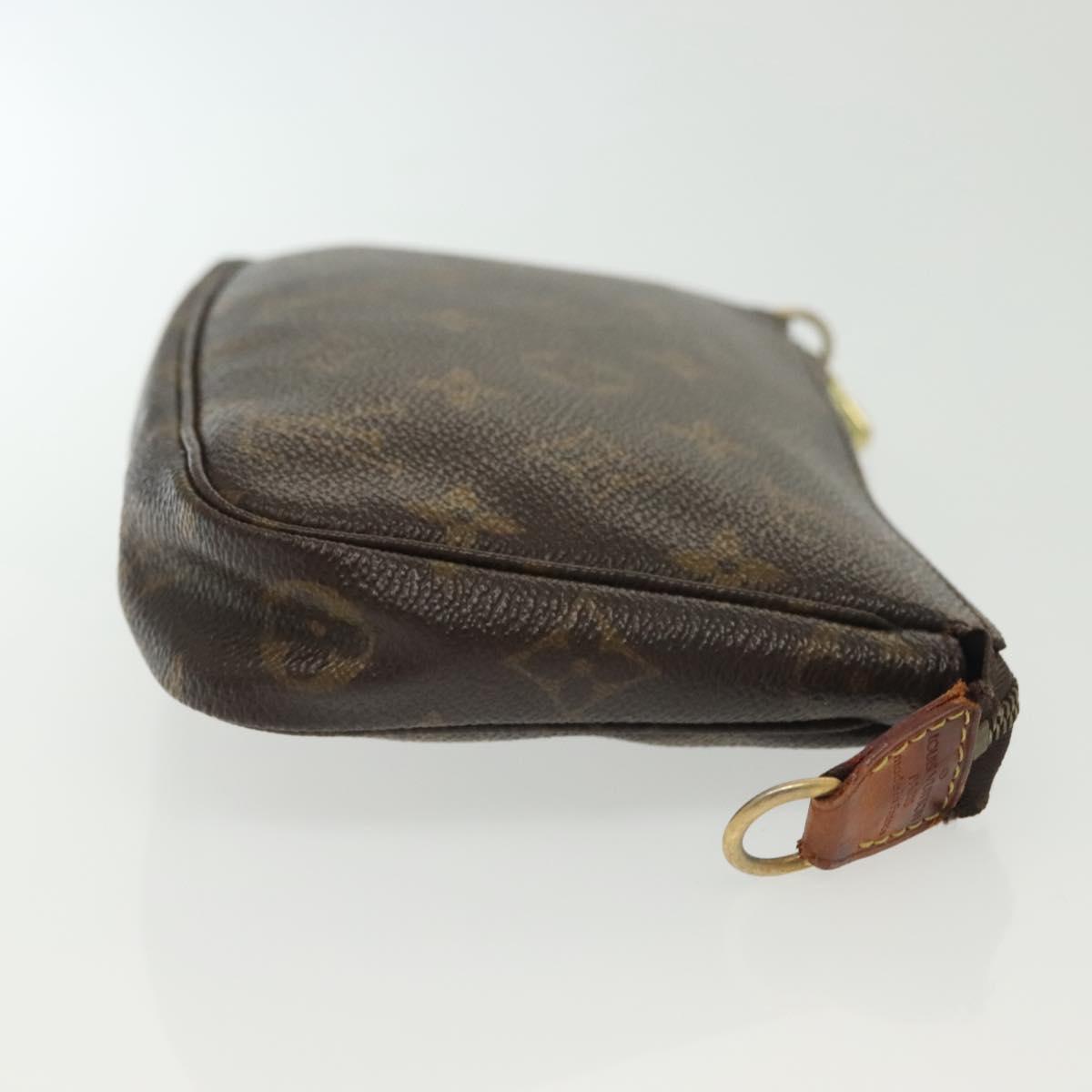 Monogram Pochette Accessoires Pouch