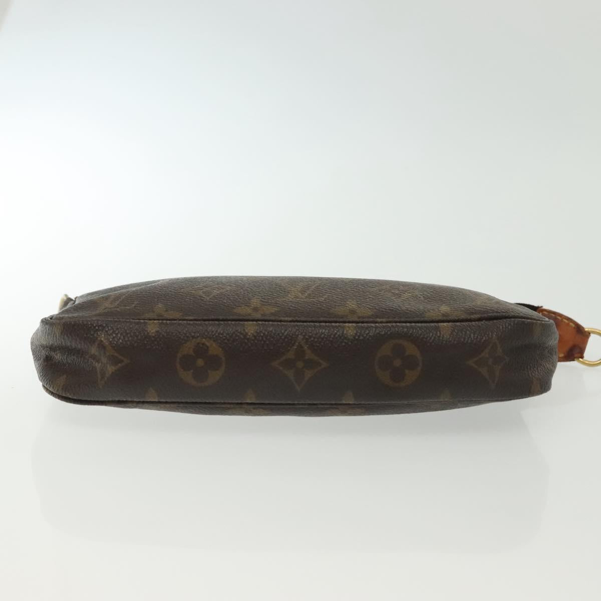 Monogram Pochette Accessoires Pouch