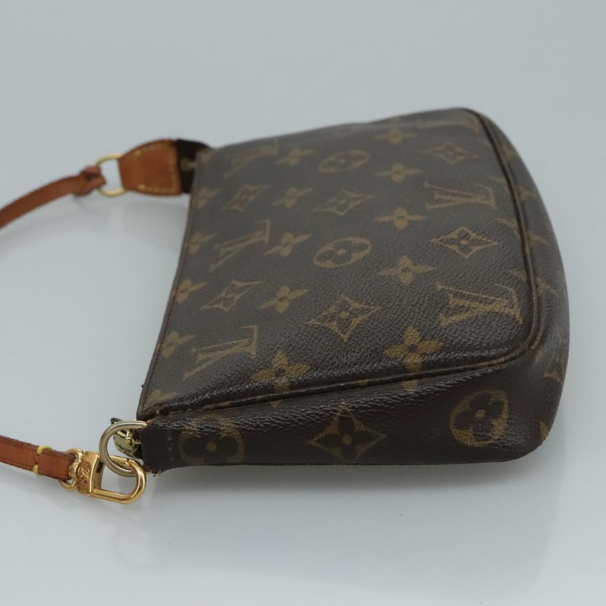 Monogram Pochette Accessoires Pouch