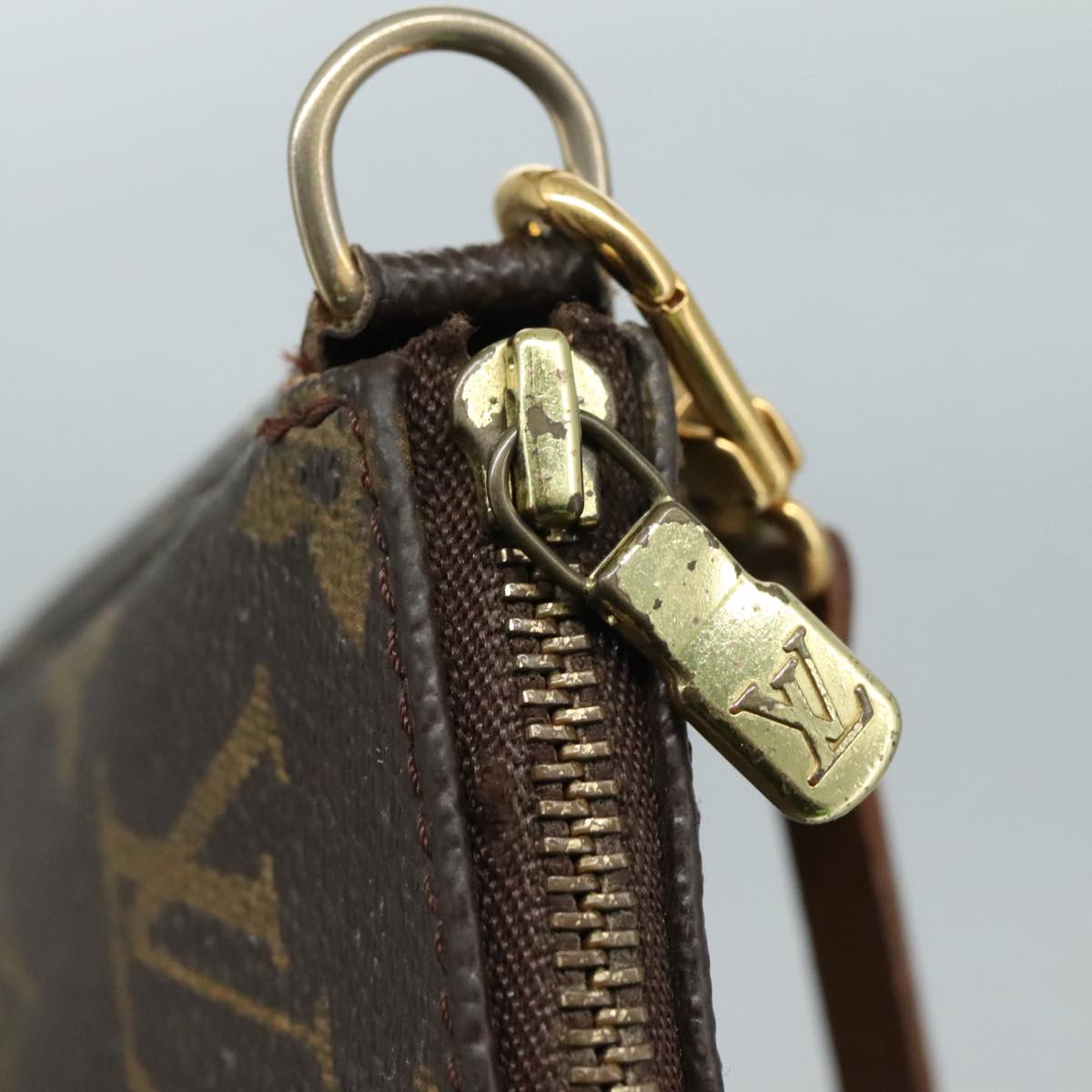 Monogram Pochette Accessoires Pouch