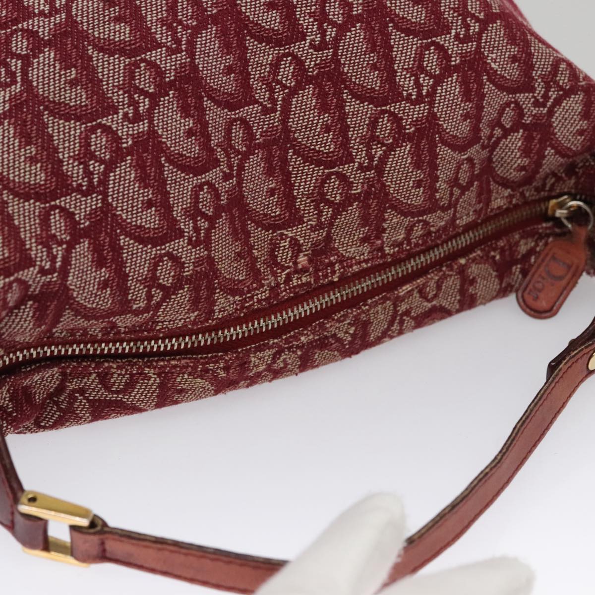 Trotter Canvas Hand Bag Red