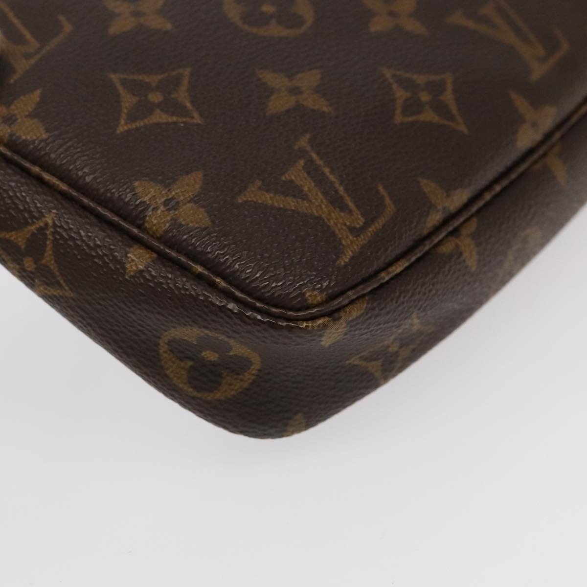 Monogram Pochette Accessoires Pouch