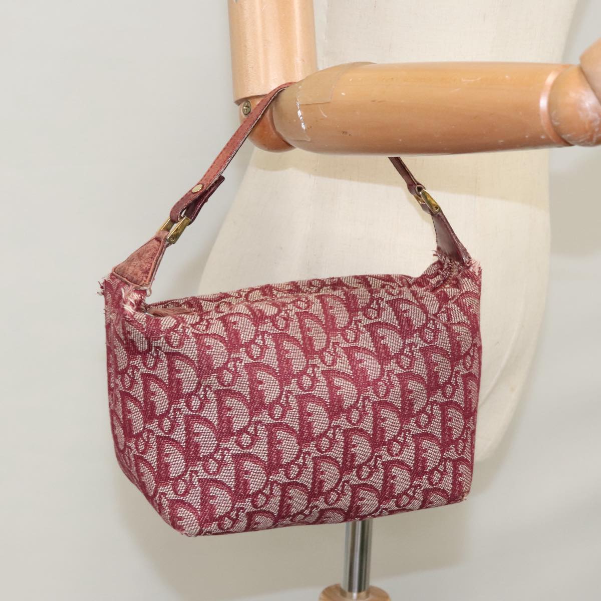 Trotter Canvas Hand Bag Red