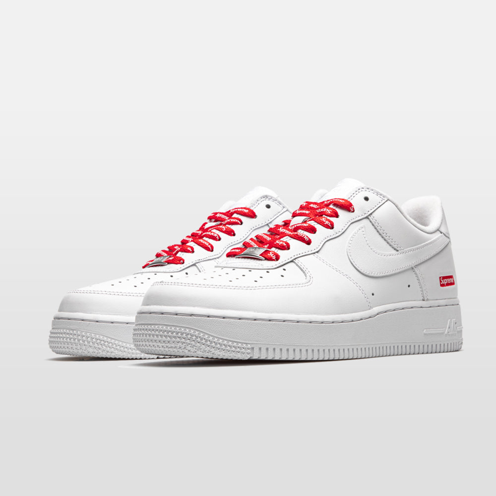 Handla Nike Air Force 1 Supreme White online | Smidigt och enkelt på nätet - Merchsweden |