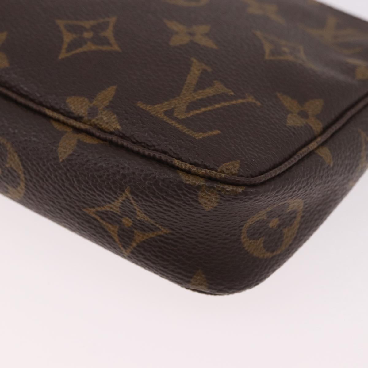 Monogram Pochette Accessoires Pouch
