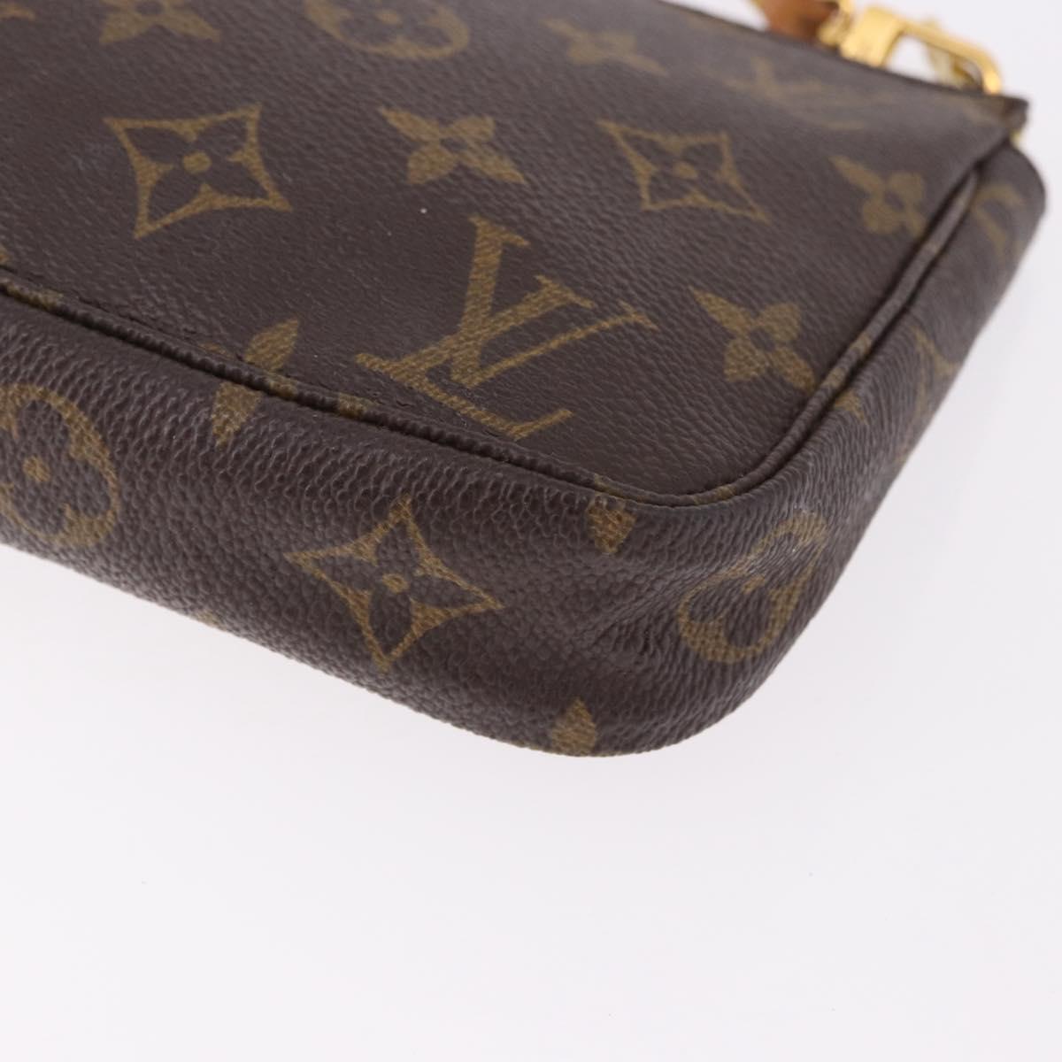 Monogram Pochette Accessoires Pouch