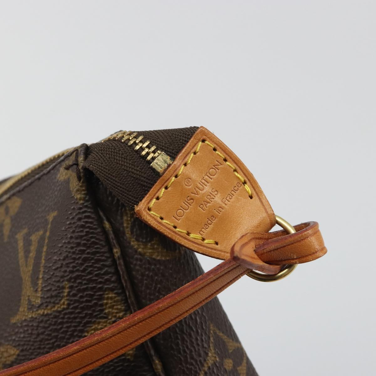 Monogram Pochette Accessoires Pouch