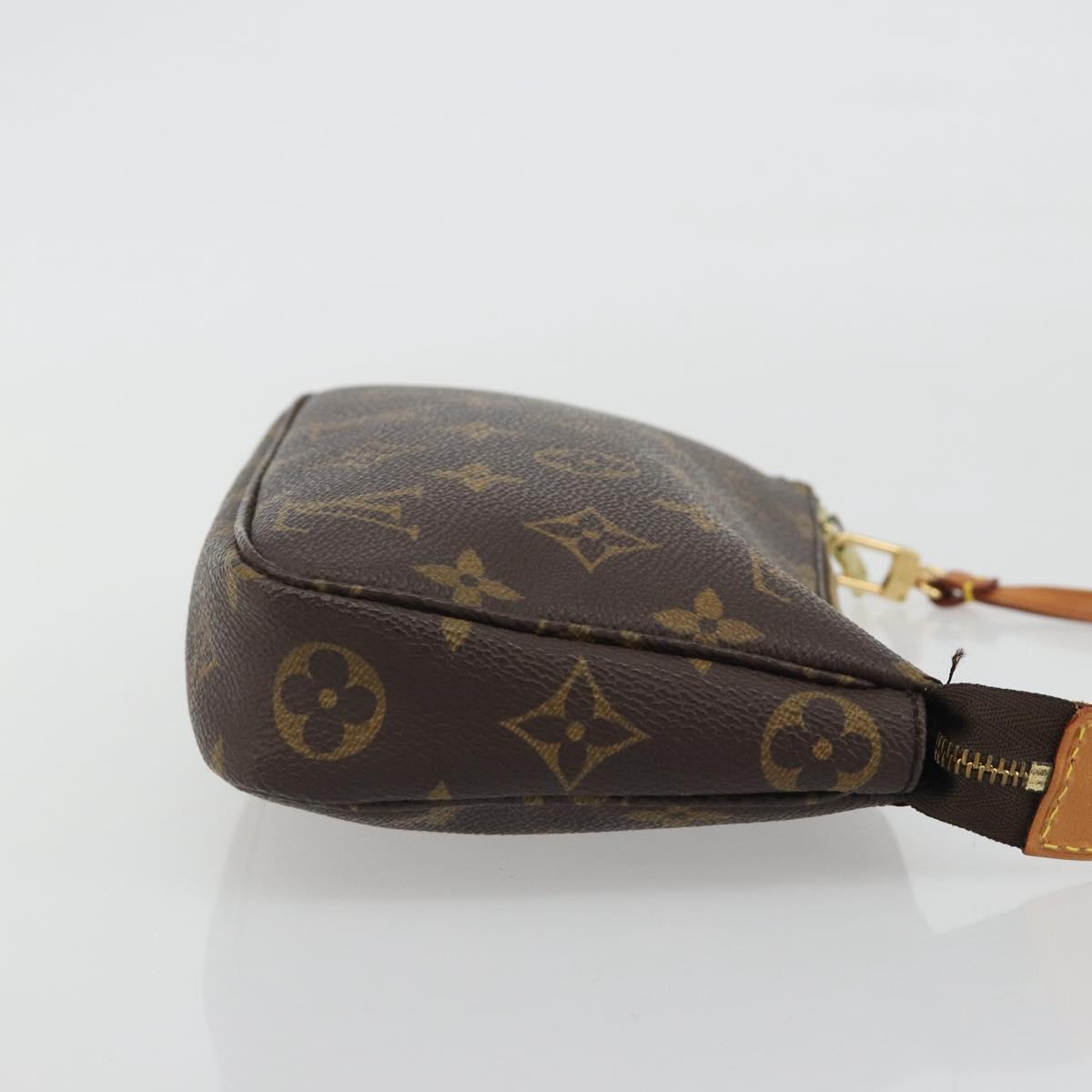 Monogram Pochette Accessoires Pouch