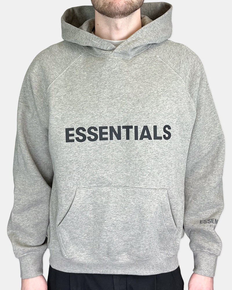 Handla Fear of God Essentials "Heather Oatmeal" Applique hoodie (FW20) online | Smidigt och enkelt på nätet - Merchsweden |
