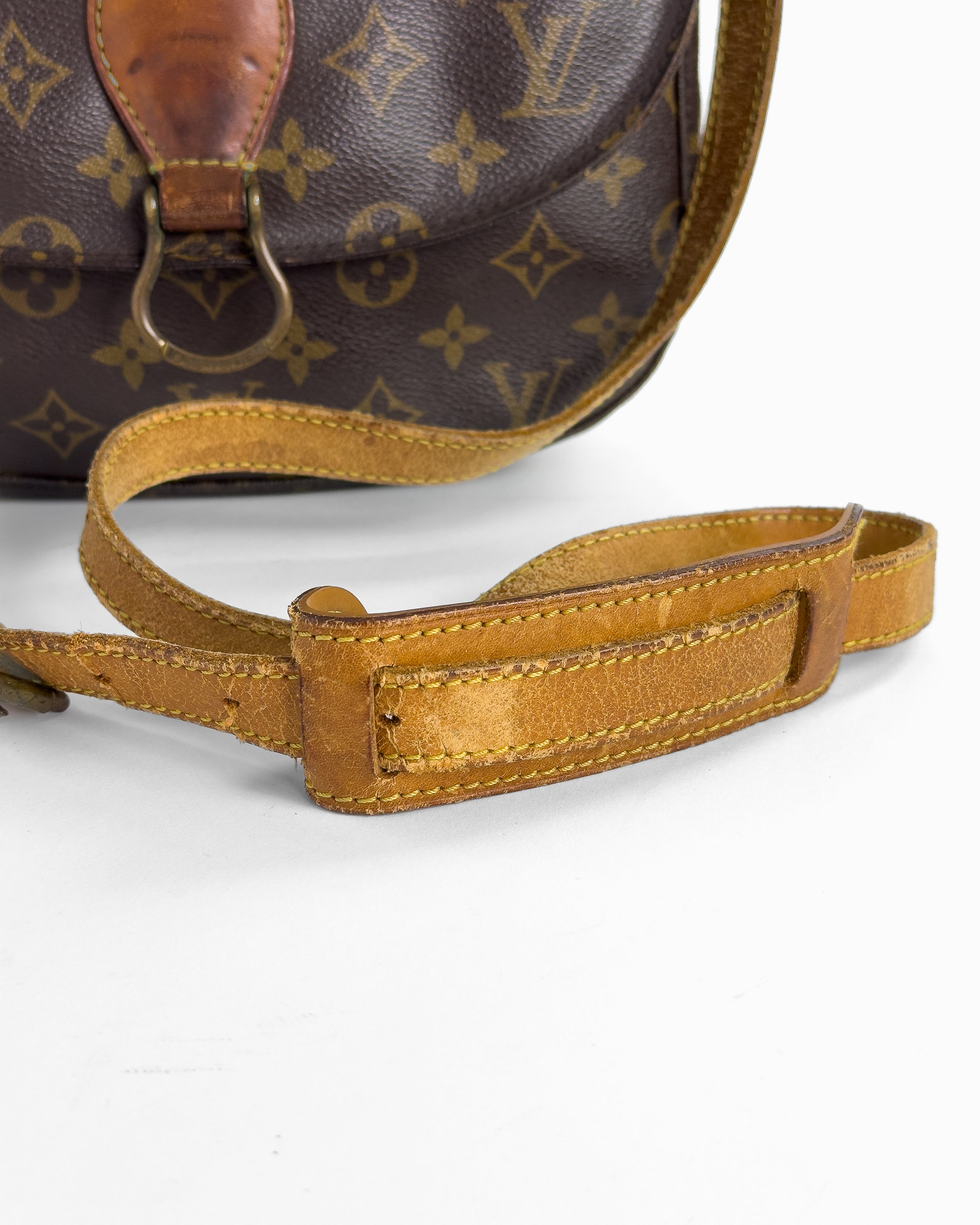 Handla Louis Vuitton Saint Cloud GM Shoulder Bag Monogram online | Smidigt och enkelt på nätet - Merchsweden |