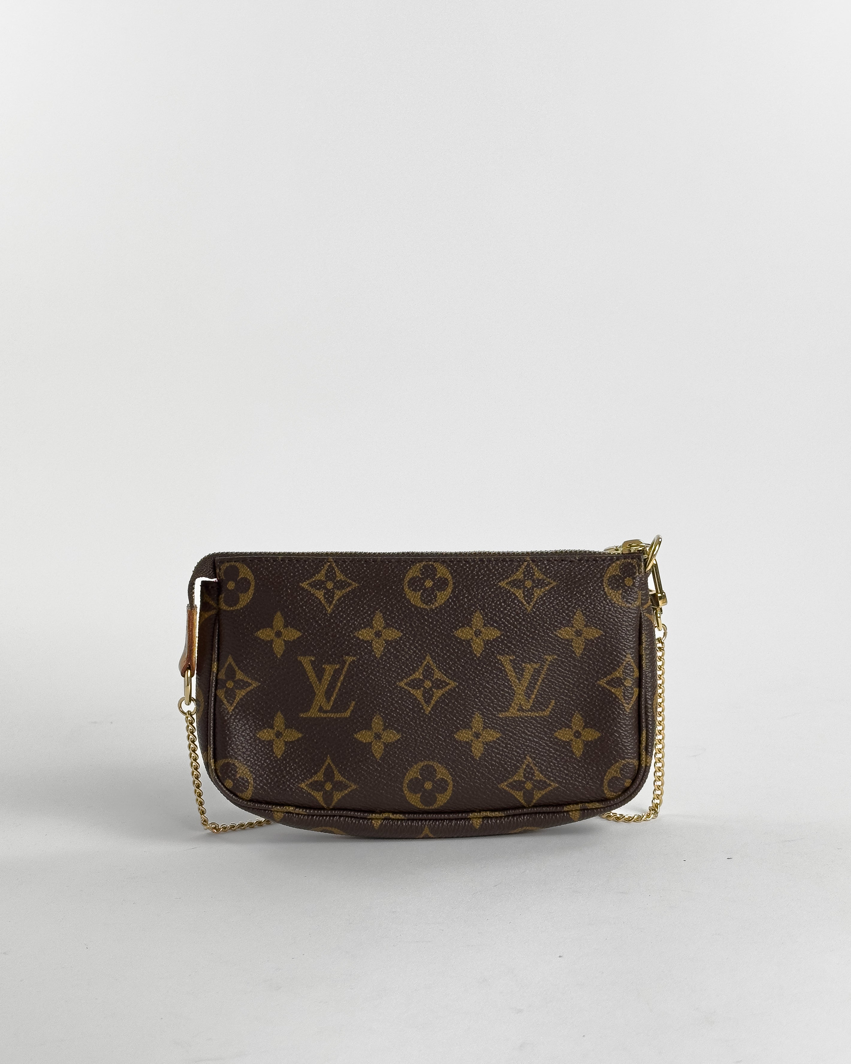 Handla Louis Vuitton Monogram Mini Pochette Accessoires Pouch online | Smidigt och enkelt på nätet - Merchsweden |