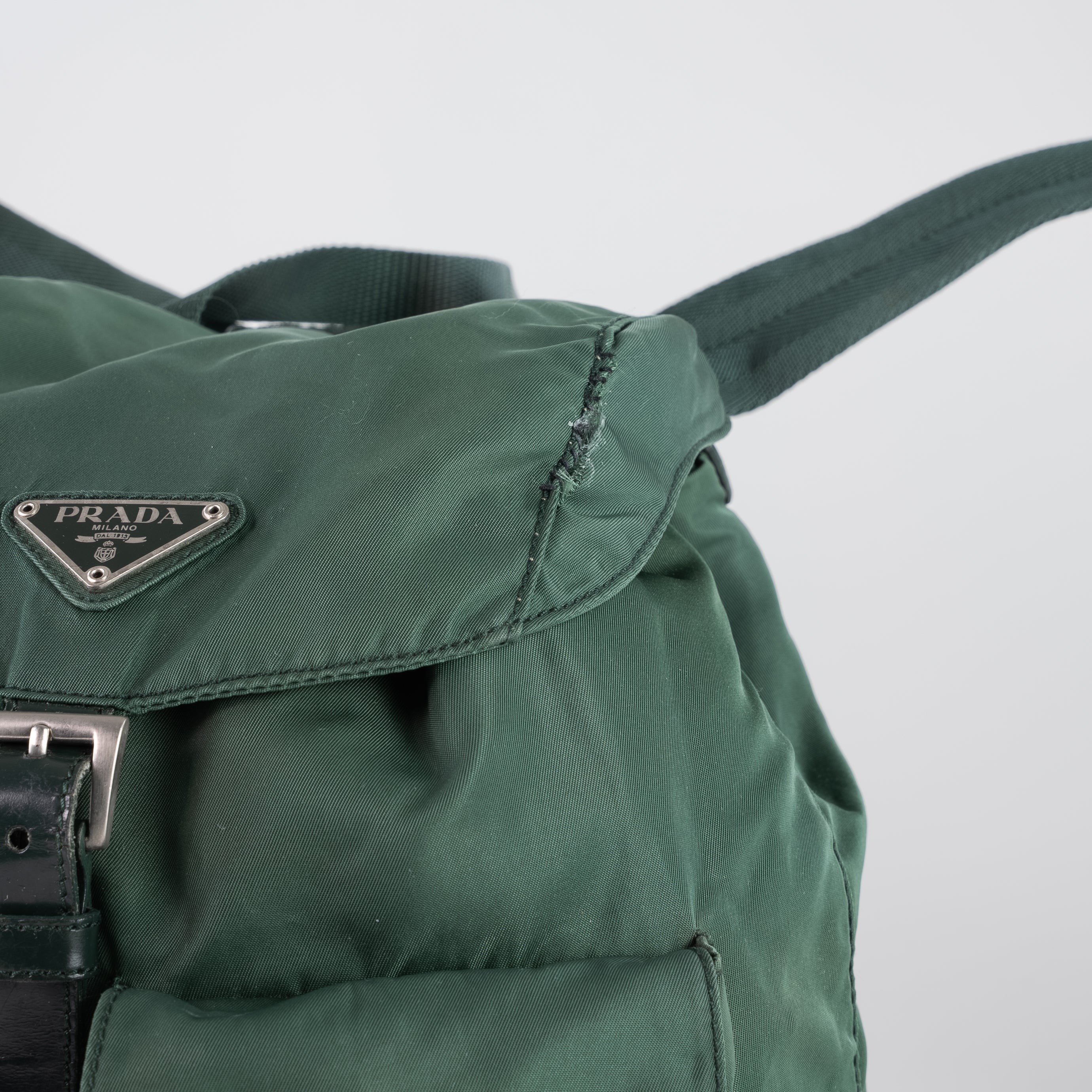 Handla Prada Backpack online | Smidigt och enkelt på nätet - Merchsweden |