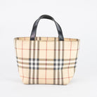 Handla Burberry Nova Check handbag online | Smidigt och enkelt på nätet - Merchsweden |