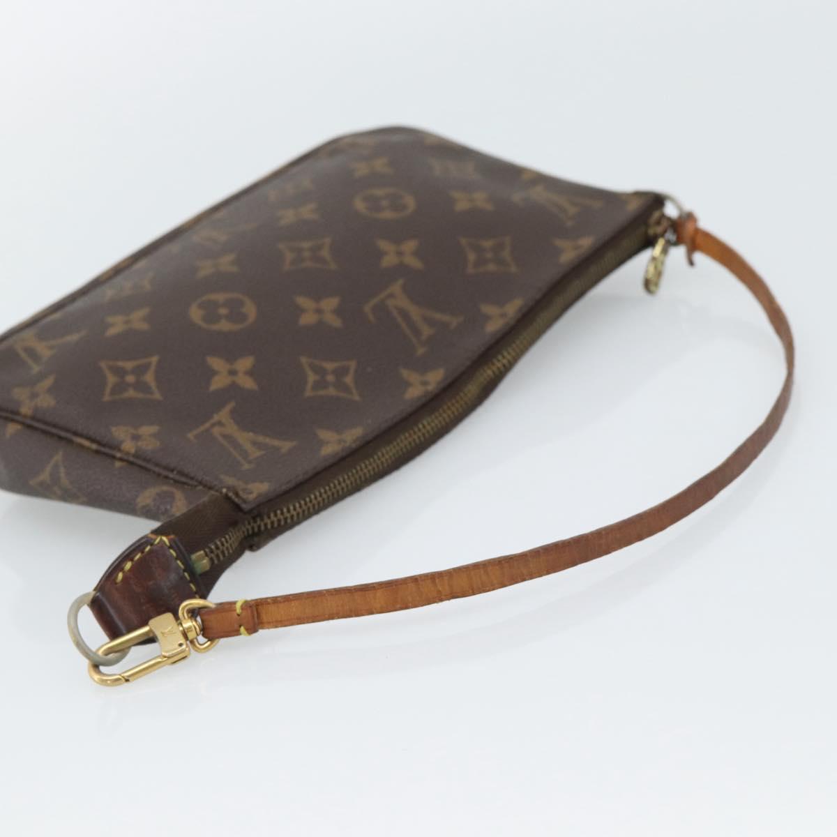 Monogram Pochette Accessoires Pouch
