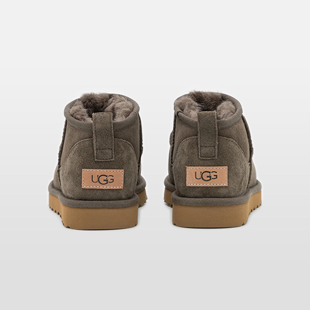 UGG Classic Ultra Mini "Slate" - Classic Mini | Trendiga kläder & skor - Merchsweden |