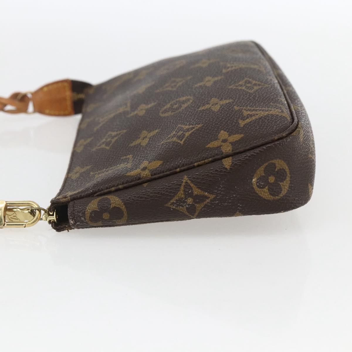 Monogram Pochette Accessoires Pouch