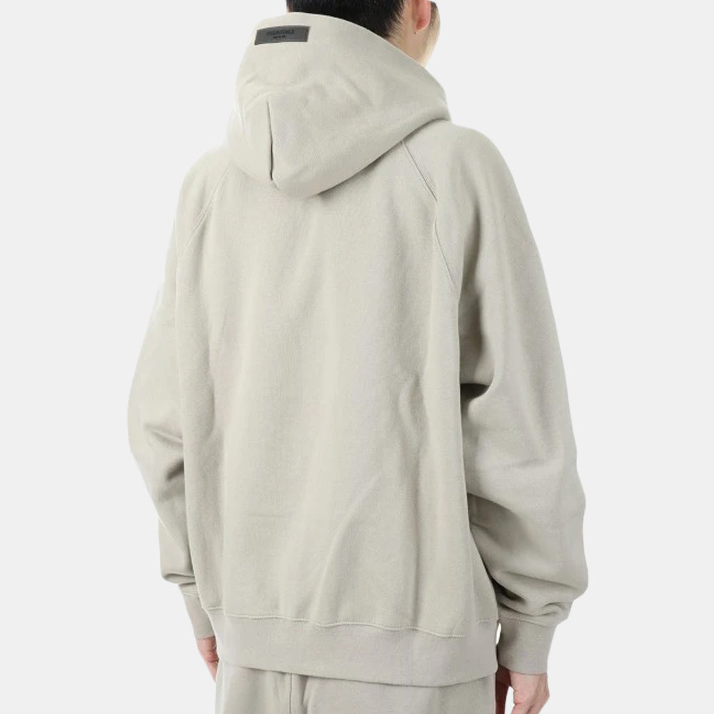 Handla Fear of God Essentials "Smoke" Hoodie online | Smidigt och enkelt på nätet - Merchsweden |