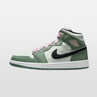 Nike Jordan 1 "Dutch Green" Mid (W) - Jordan 1 | Trendiga kläder & skor - Merchsweden |