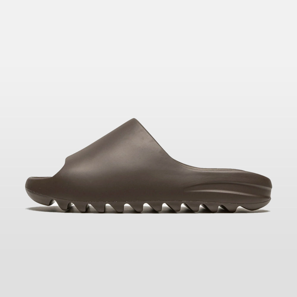 Adidas Yeezy Slide "Soot" - Yeezy Slide | Trendiga kläder & skor - Merchsweden |